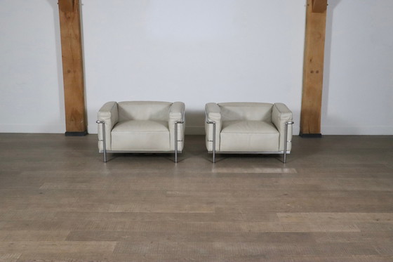 Image 1 of Cassina Lc3 Sessel von Le Corbusier in Creme Leder, Italien 1980S