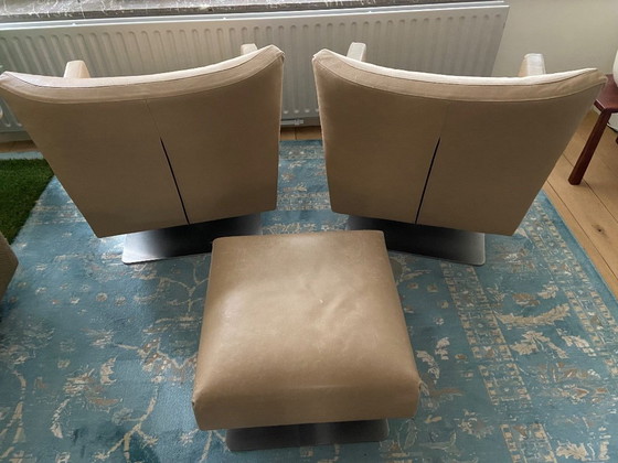 Image 1 of Conjunto Montis Impala: 2 sillones de diseño + otomana - Gijs Papavoine