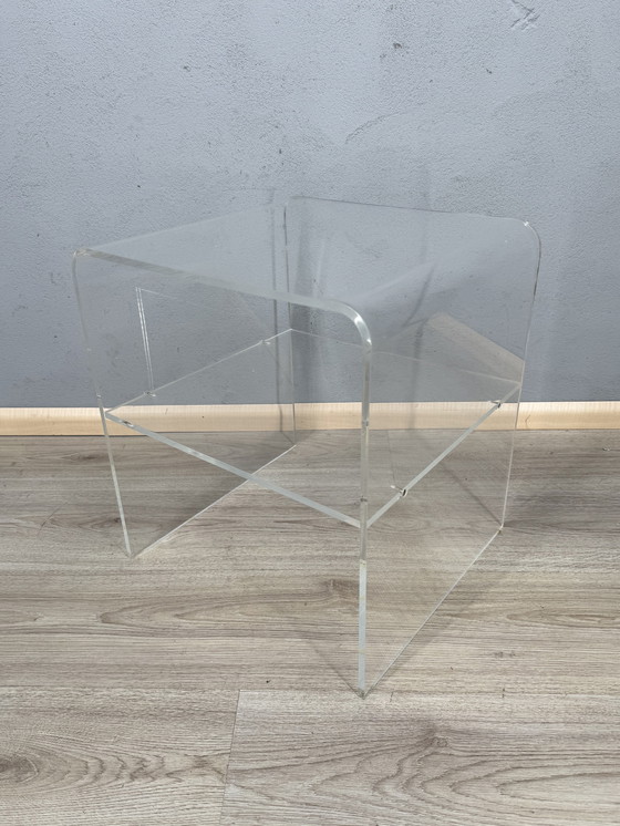 Image 1 of Tavolino laterale in plexiglass trasparente