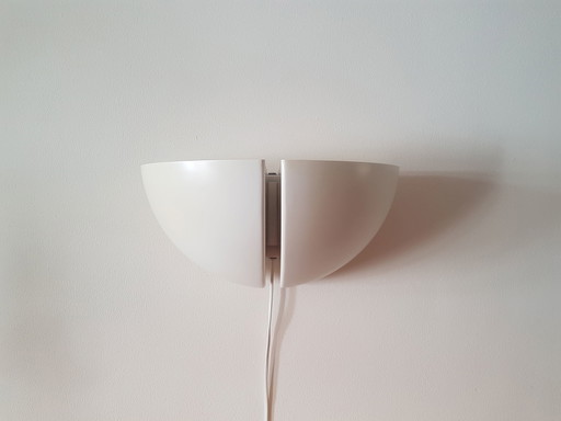 2 Vintage Raak wall lamp Octavo