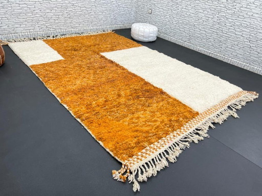 Tapis marocain artisanal en laine 250cmx150cm