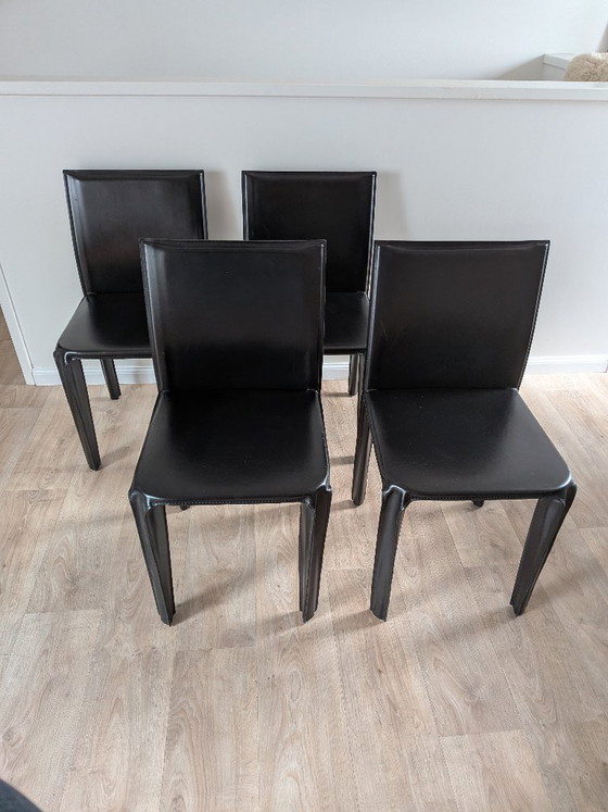 4 vintage Arper Italiaanse eetkamerstoelen uit de jaren 80/90, bekleed met zwart hard leer (in de stijl van (photo 4 of 22)