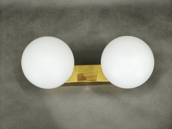 Image 1 of Kamenický Šenov Doppelkugel-Wandleuchte aus Messing, Tschechoslowakei, 1970er Jahre