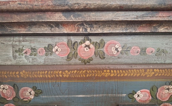 Antieke blauwe, handbeschilderde kleine alpine kledingkast, circa 1810-1820. – Kledingkasten, Wood (photo 12 of 12)
