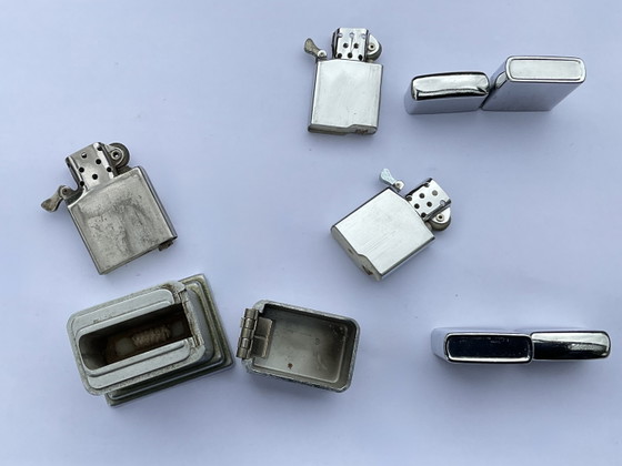 Image 1 of Zippo Barcroft no. 4 tafelaansteker en 2 Zippo replica’s