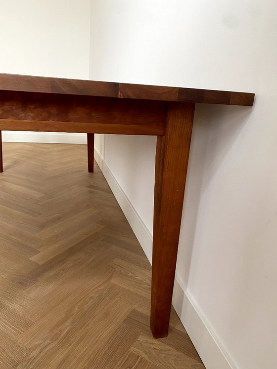 Image 1 of table de salle à manger en bois de cerisier massif