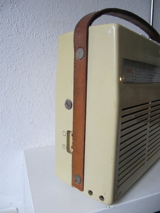 Radio portable Braun T 23 Dieter Rahms – Braun T23, Objets déco, Plastic, Leather (photo 9 of 19)