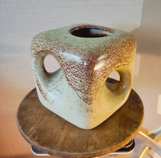 Bertoncello chimney vase, designed by Roberto Rigon – Ceramic (photo 5 of 10)