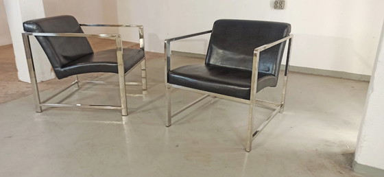 Image 1 of Set of 2 black leather and chrome easy chairs 