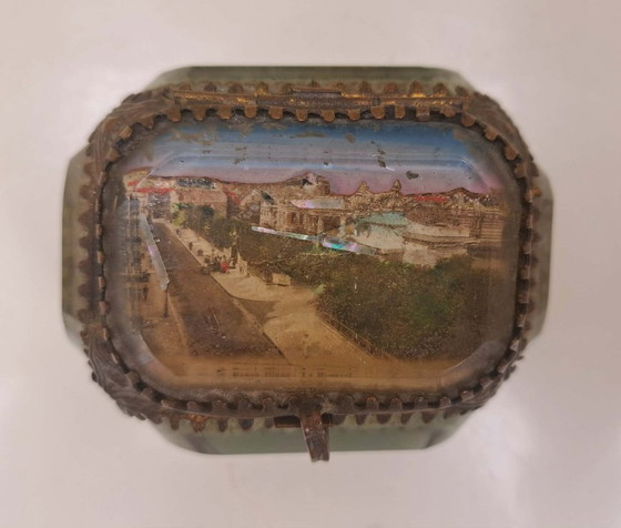Image 1 of Joyero francés antiguo – Cristal facetado y latón (c. 1900)