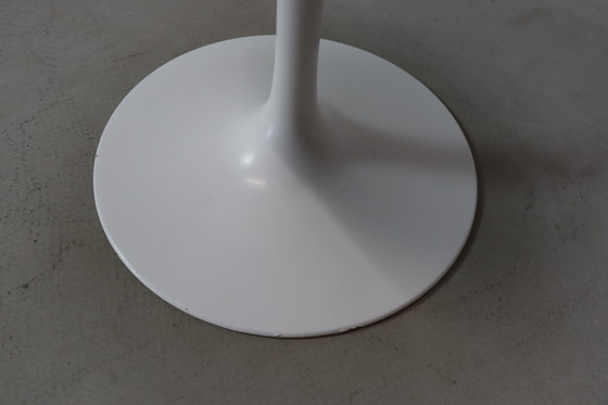 Image 1 of Pair of Eero Saarinen Tulip Stools for Knoll International, 1970's