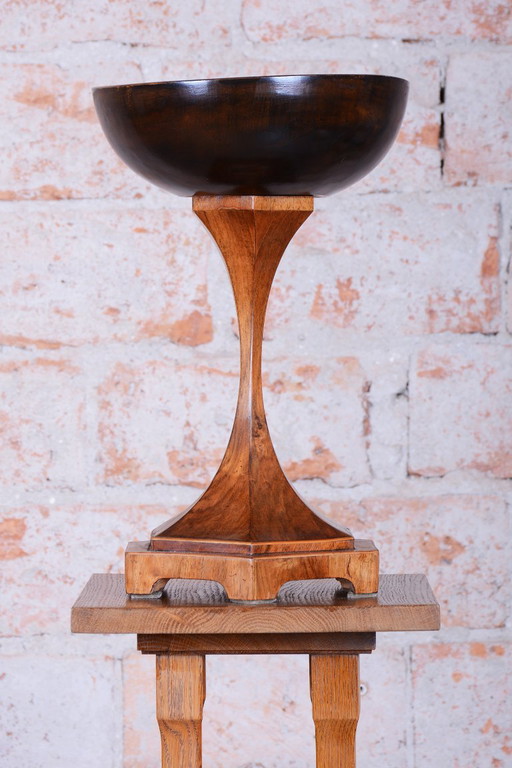 Restored Biedermeier Bowl, by Josef Danhauser, Walnut, Polished, Austria, 1820s