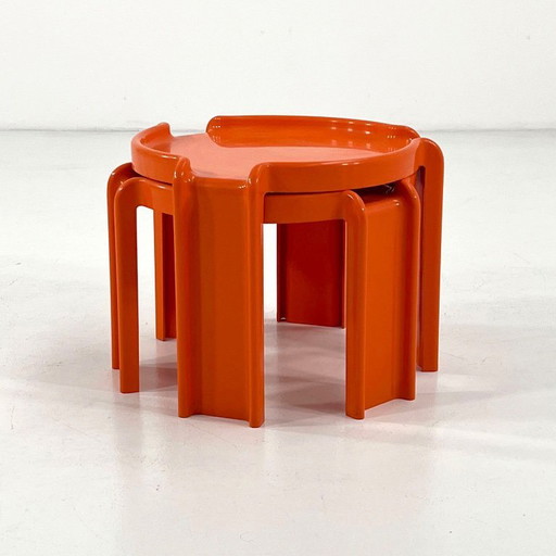 Paar orangefarbene Satztische von Giotto Stoppino für Kartell, 1970er Jahre