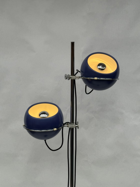 Image 1 of Lampadaire vintage à double globe oculaire | Violet lilas | Style futuriste | Moderne du milieu du siècle | Années 1970