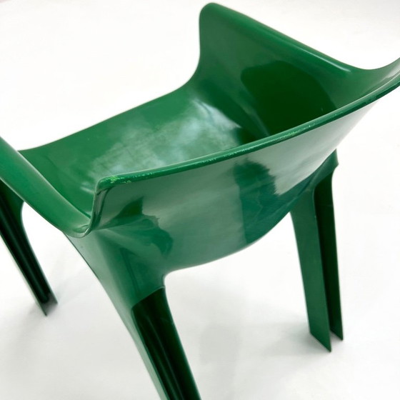 Fauteuil Gaudi Vert par Vico Magistretti pour Artemide, 1970s – Plastic (photo 8 of 11)