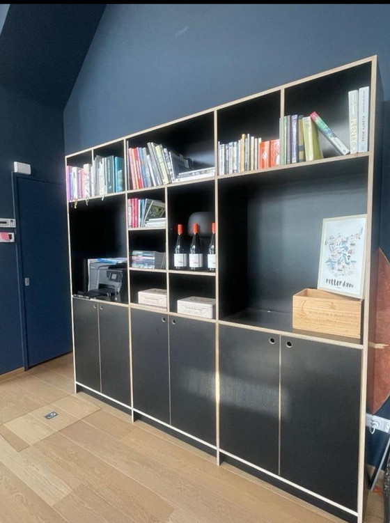 Image 1 of Doppelt großer Hängeschrank Fächerschrank nach Maß