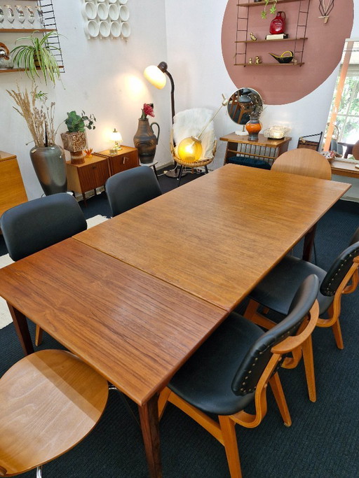 Table de salle à manger extensible vintage en teck des années 70