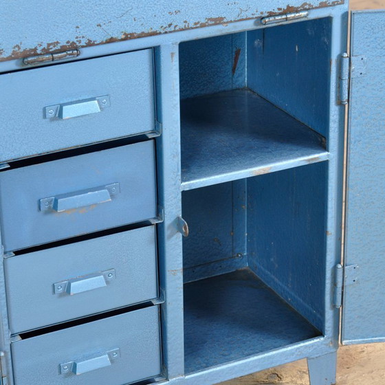 Image 1 of Piccolo mobile industriale in ferro con quattro cassetti, anni '70