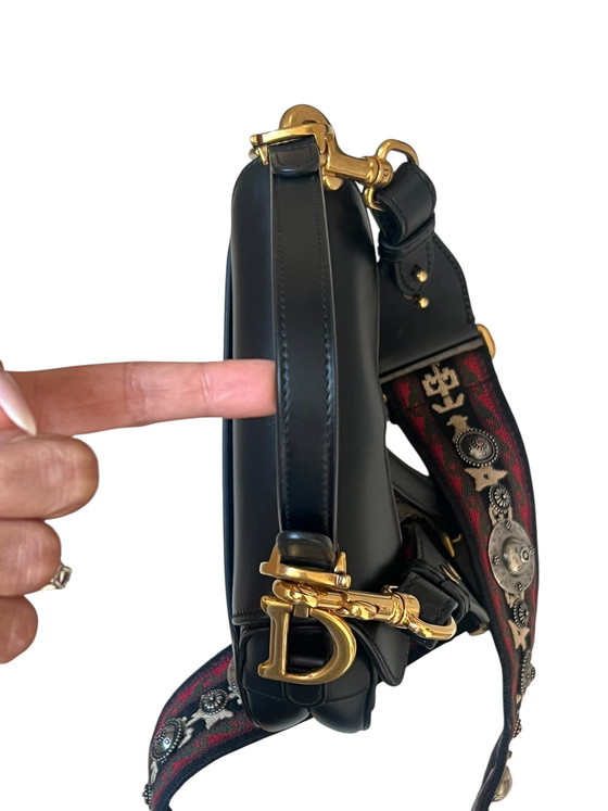 Image 1 of Dior zadeltas