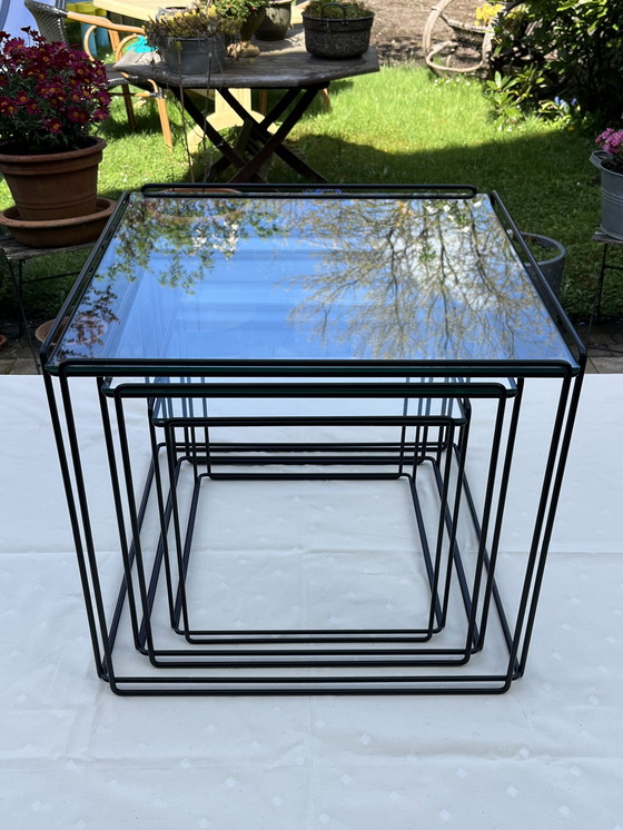 Image 1 of Tables d'appoint Cube Design Isocele (3) - Design Max Sauze - années 1970