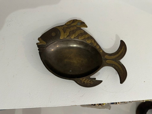 Vide-poche - antique brass dish - Carved fish shape