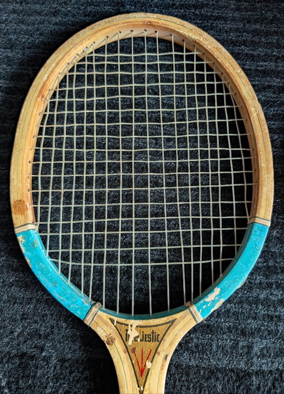 Paire de raquettes de tennis vintage Majestic en bois – 1950 – Objets déco, Wood (photo 5 of 10)