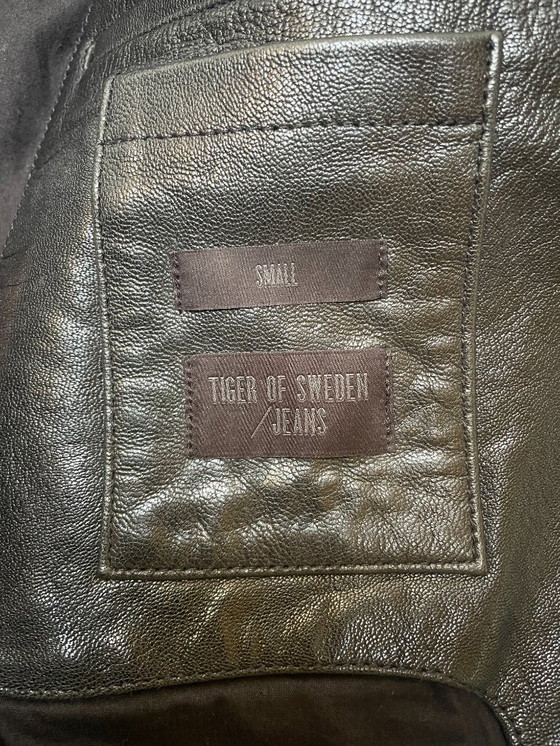 Image 1 of Tiger of Sweden / Jeans - Veste en cuir Poison - Taille S