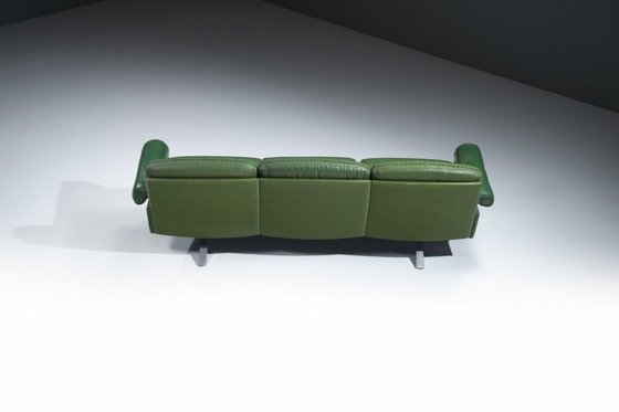 Image 1 of Magnifique et très rare canapé DS-31 en cuir vert, conçu par Team De Sede pour De Sede Swiss.