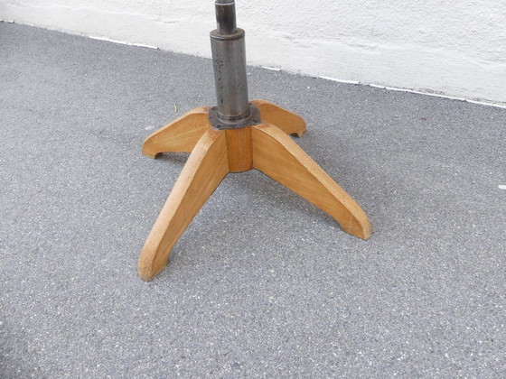 Image 1 of Sgabello girevole, regolabile in altezza, Sedus anni '50, in legno, WsaEb