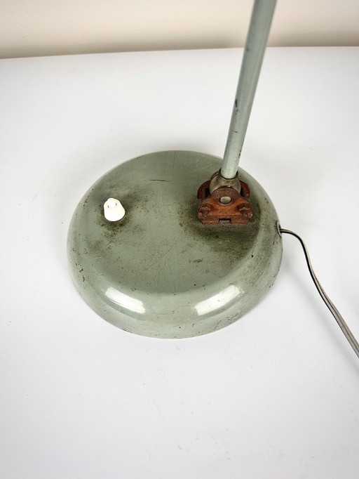 Lampe de bureau industrielle vintage – métal vert, abat-jour XXL
