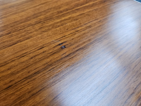 Image 1 of Table de salle à manger à rallonge en noyer des années 70