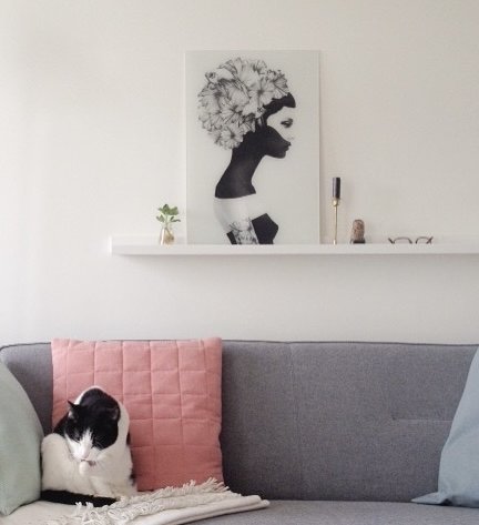 Marianna, Acrylic Glass