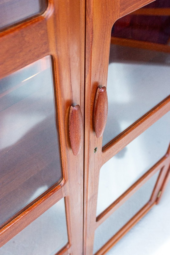 Image 1 of Vintage teakhouten vitrinekast/hoge kast, Dyrlund Deense ladekast, midden 20e eeuw