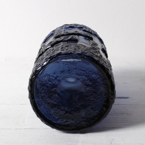 Deep Cobalt Blue Mid-Century Pressed Glass Vase "Cobolt" by Göte Augustsson / Ruda Glasbruk / Sweden / 1970s (photo 5 of 8)