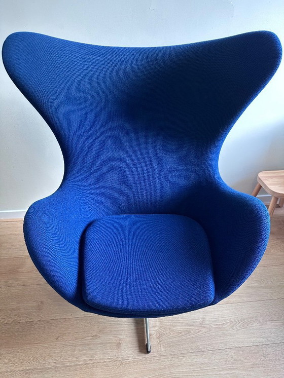 Image 1 of Fritz Hansen egg chair including footstool