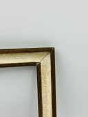 Cornice vintage color crema e oro antico