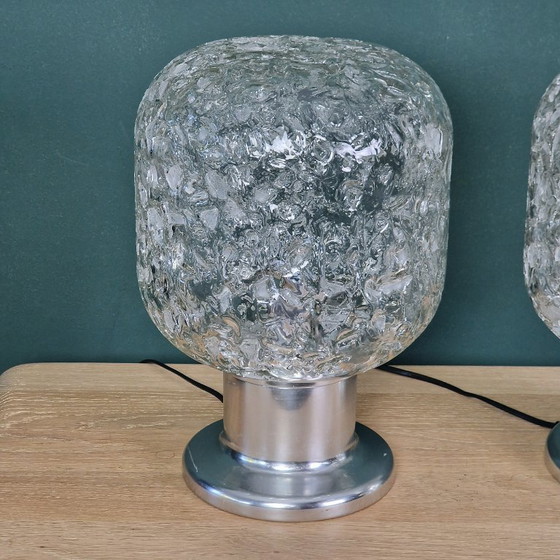 Image 1 of Set van 2 vintage tafellampen van Doria Leuchten. Glas en metaal. Retro / space age. Duitsland 1960 / 1970.