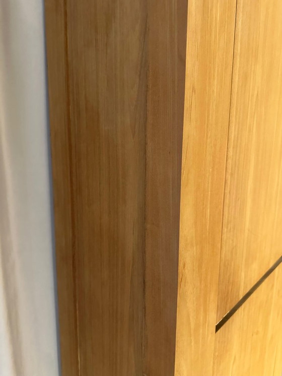 Image 1 of Wunderschöner Teakholz-Kleiderschrank