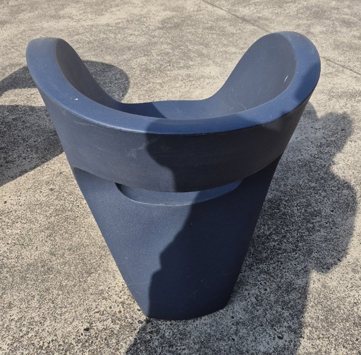 -MOROSO- Kleiner Albert. Design von Ron Arad.