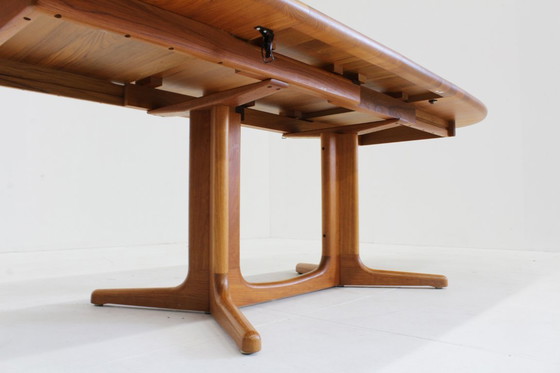 Image 1 of Tavolo da pranzo ovale allungabile vintage Glostrup in teak massello, stile danese.