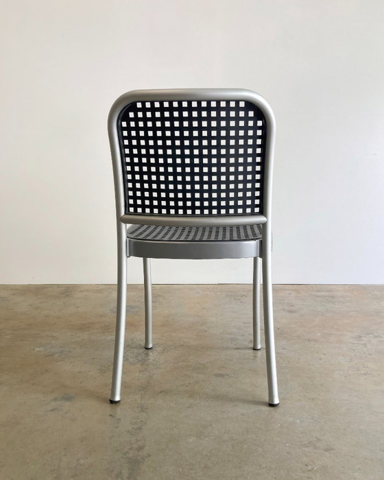 Sedie design De Padova di Vico Magistretti, Sedie da pranzo, Alluminio, Plastica, Grigio, Modern (foto 5 di 13)