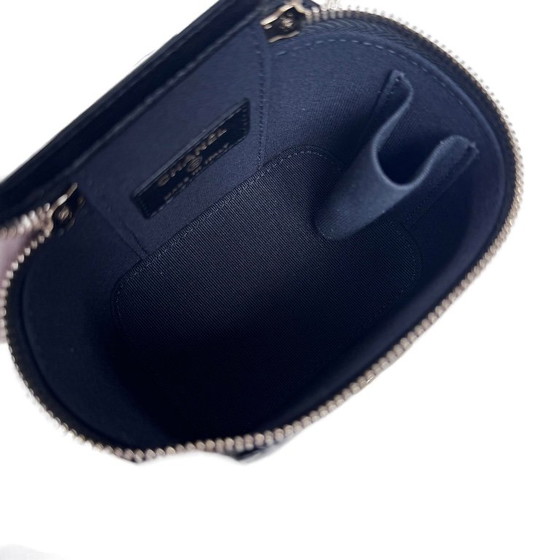 Chanel Vanity – Crossbody bags, Lambskin (photo 2 of 11)