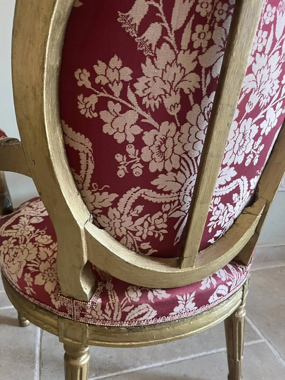 Fauteuil cabriolet Louis XVI en bois doré – dossier médaillon et tissu – Wood (photo 14 of 22)