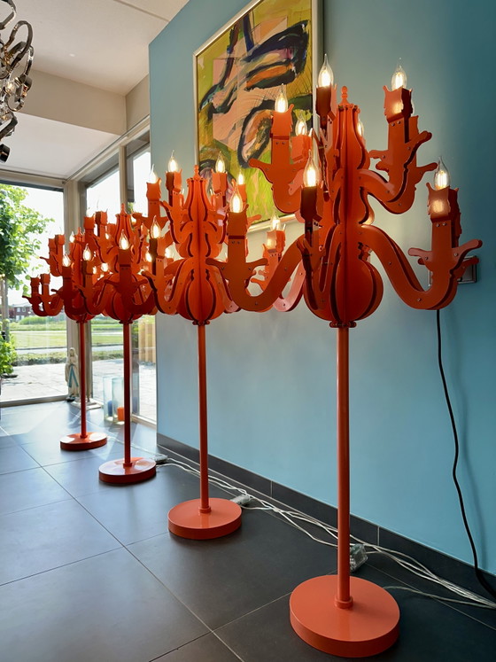 Lampadaires baroques vintage d'Amsterdam, 146 cm, lot de 4 – Brand van Egmond, polished steel, Glass (photo 5 of 15)