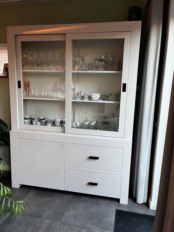 Image 1 of Vitrine élégante