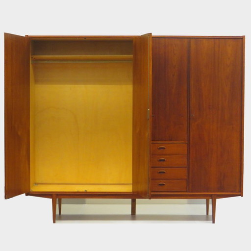 Armadio vintage a 4 ante in teak, design scandinavo, anni '60.