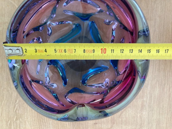 Image 1 of Trinket dish/shell-shaped ashtray in Murano glass, 1.4 kg, Italy, 1970