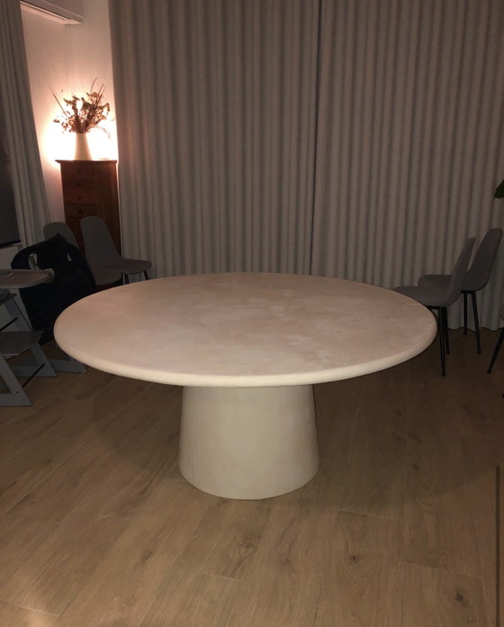 Image 1 of Mesa de comedor Mortex