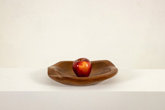 Image 1 of Alexandre Noll. Cuenco esculpido de forma orgánica. Décadas de 1940-1950.