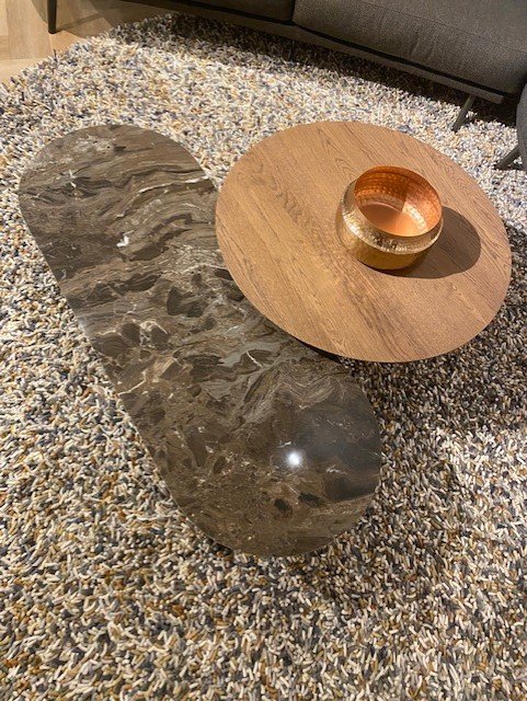 Leolux Rolan coffee table